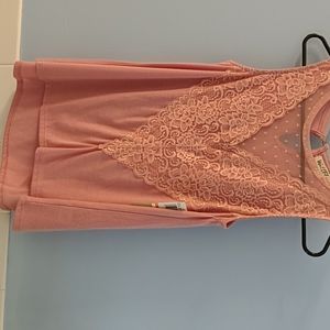 Brand new lace trimmed tank top!
